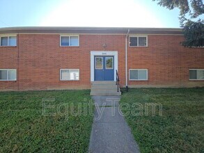 Building Photo - 204 N 10th St