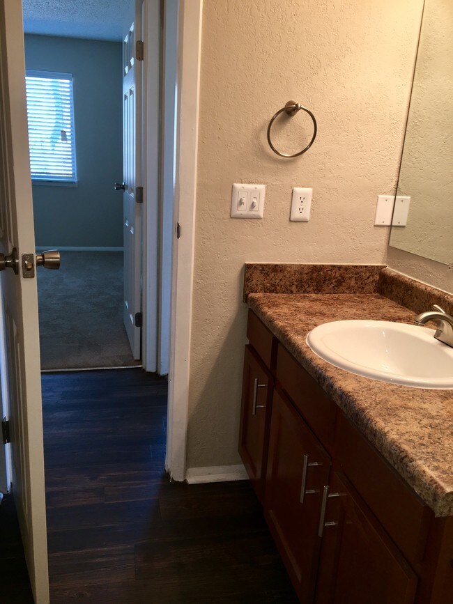 Bradford Woods Apartments Nashville, TN