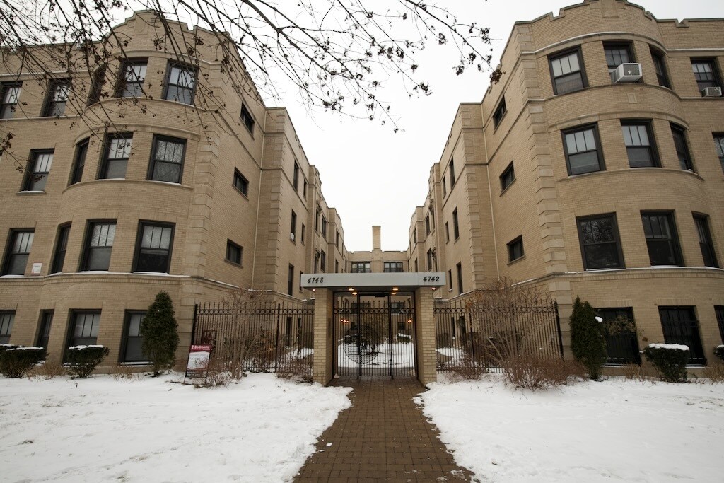 4746.5 S Woodlawn Ave Unit W1, Chicago, IL 60615 Condo for Rent in Chicago, IL