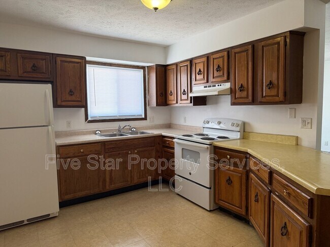 Foto del edificio - 2851 Taylor Ave