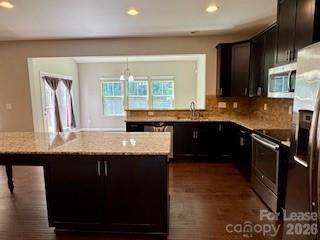 Foto del edificio - 5612 Selkirkshire Rd