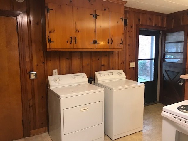 Foto del edificio - 325 Moorefield Dr