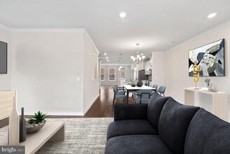 Building Photo - 45121 Kincora Dr