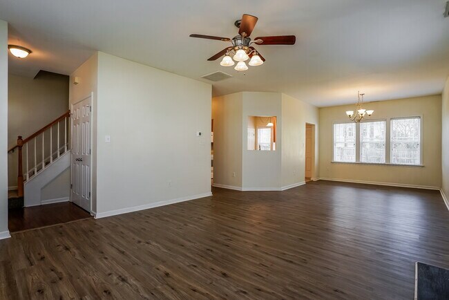 Foto del edificio - 4812 Landover Ridge Dr