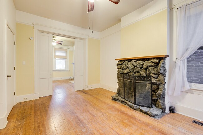 Foto del edificio - 2912 Ellwood Ave