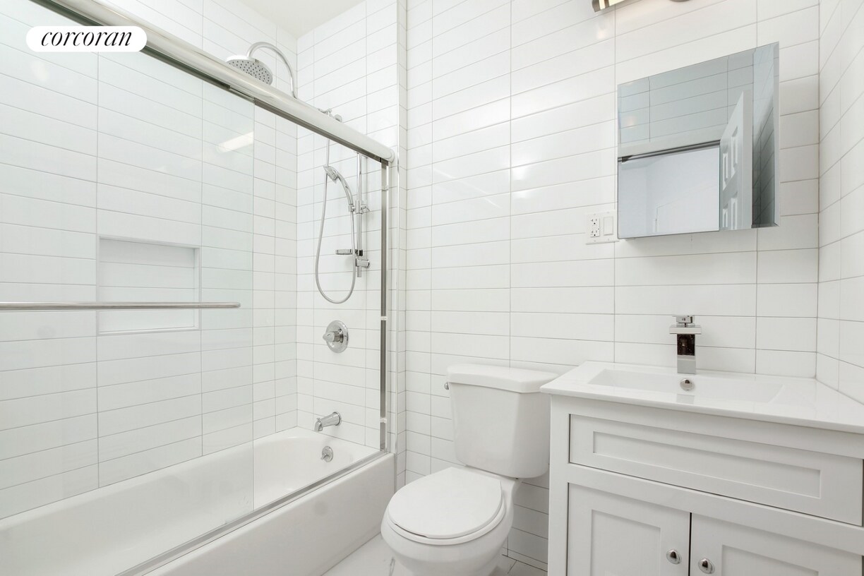 Foto del edificio - 793 Sterling Pl