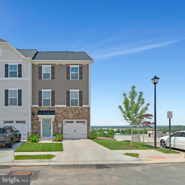 Foto del edificio - 46366 Mount Kellogg Ter