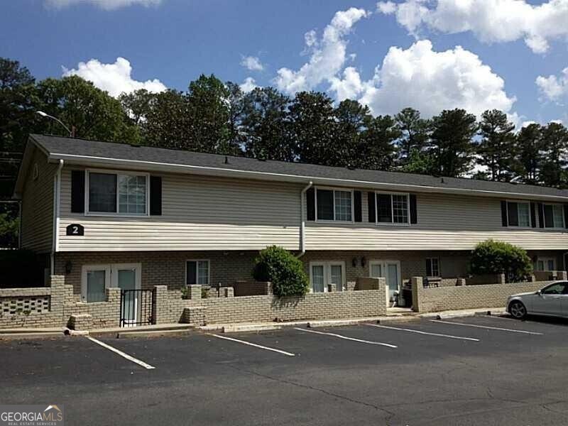 Foto principal - 6940 Roswell Rd