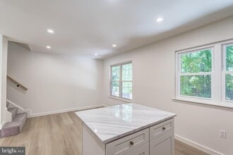 Building Photo - 2362 Branleigh Park Ct