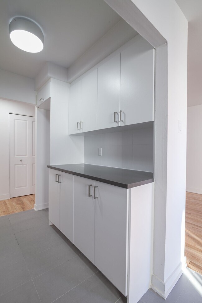 Photo du bâtiment - 760 Av. Galt