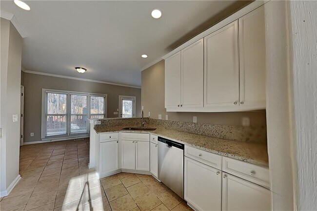 Building Photo - 149 Crestview Dr