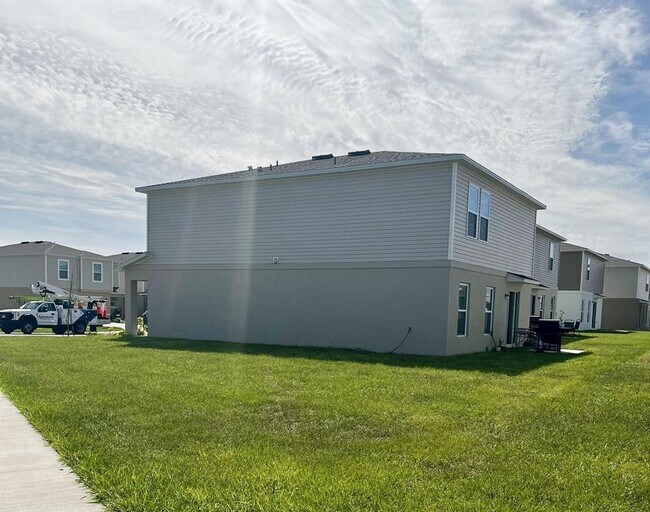 Building Photo - 1773 Nebraska Loop