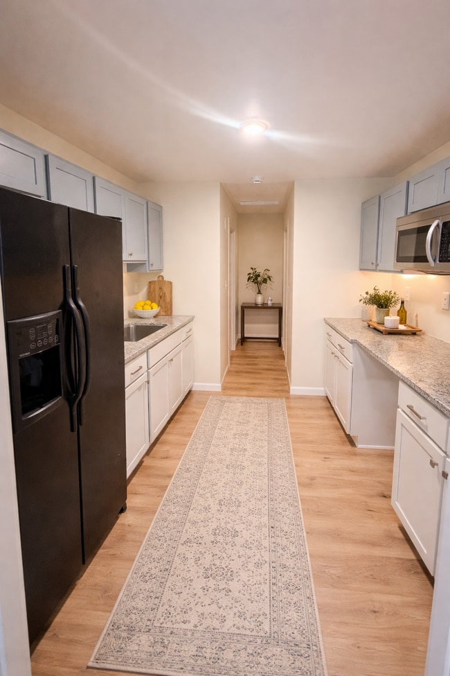 Foto del edificio - 427 Holly St NW