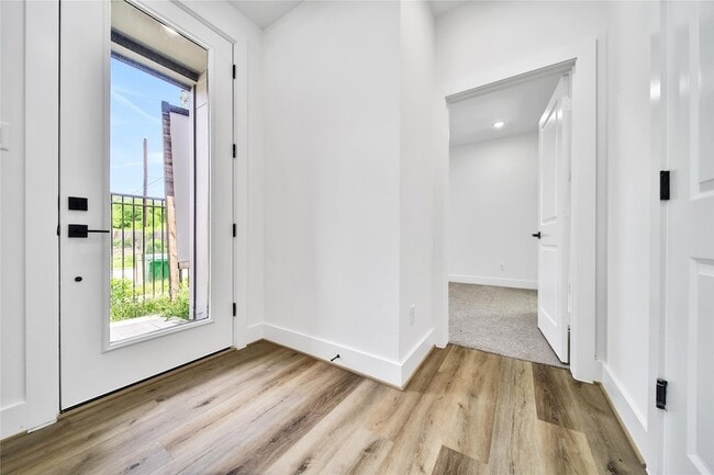 Foto del edificio - 4124 Buck St