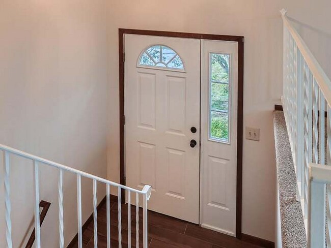 Foto del edificio - 10335 Balsam Ln