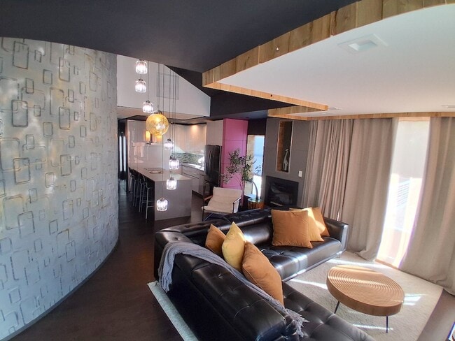 Foto del edificio - 603 38th St W