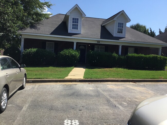 Photo - 807 W Longleaf Dr House
