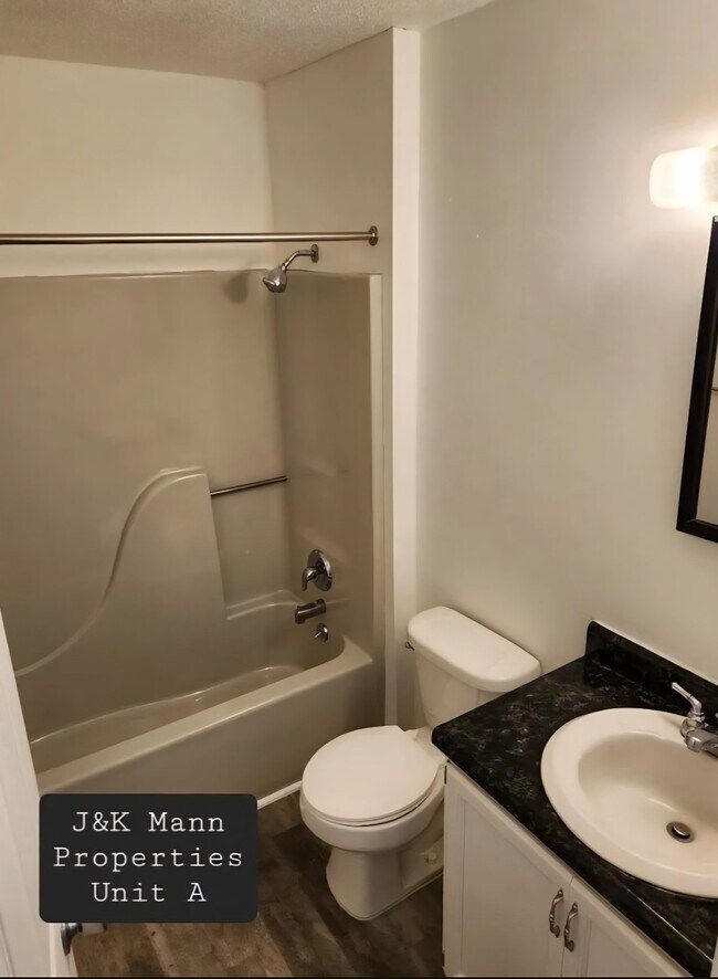 Foto del edificio - 5107 S Brooks Dr