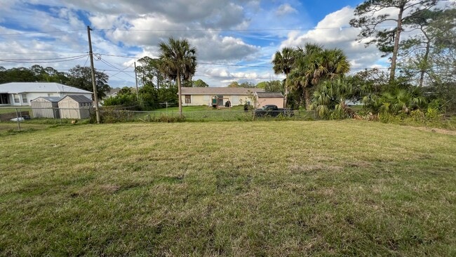 Building Photo - Wonderful BRAND NEW 3 BD/2BA Home in Beaut...