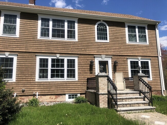 Building Photo - 218 Thurber Ave