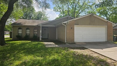 Building Photo - 22903 Millgate Dr