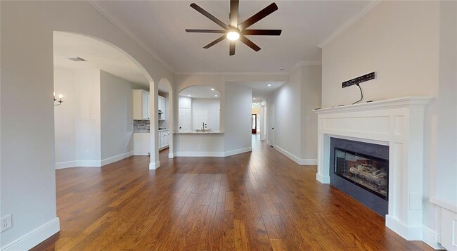 Building Photo - 25 Tamarind Pl
