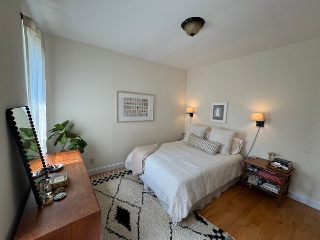 Foto del edificio - 244 15th St