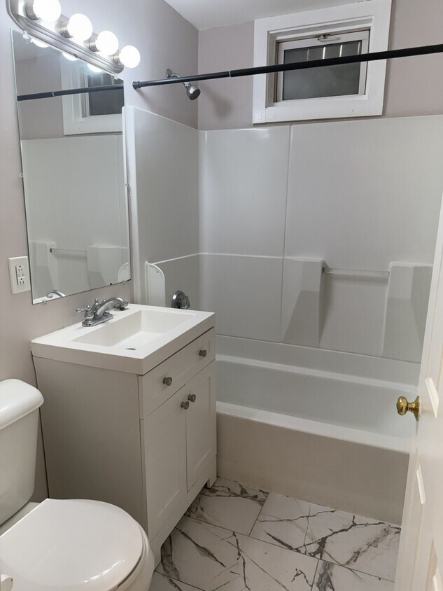 Foto del edificio - 95 Willowwood St