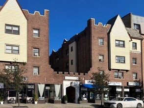 Building Photo - 240 Halstead Ave