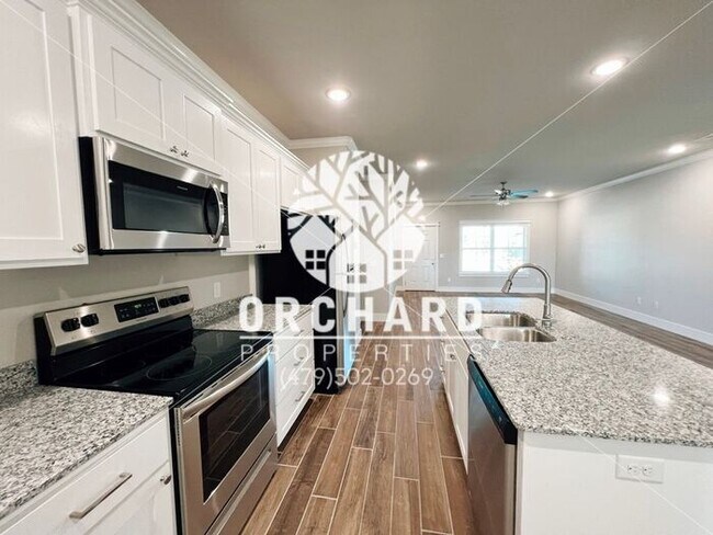 Building Photo - Jefferson | Cedar Crest in Farmington