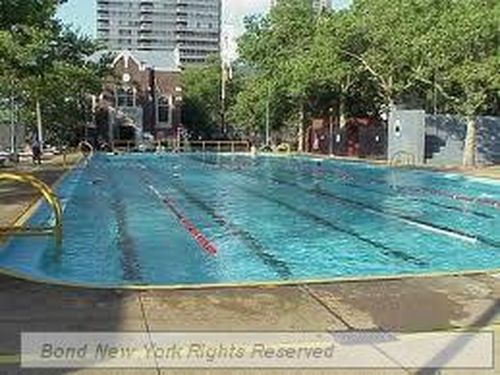 Foto del edificio - 542 E 79th St