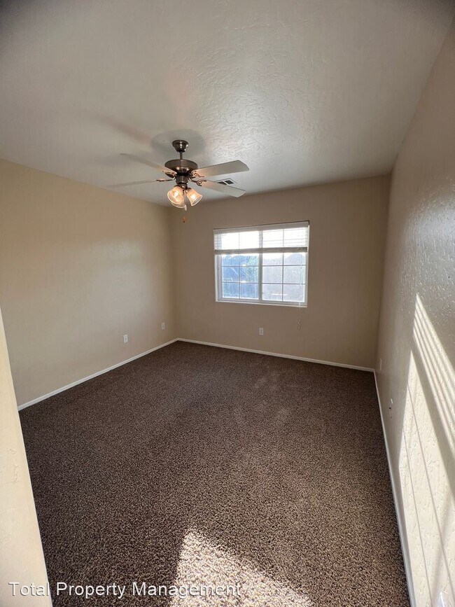 Foto del edificio - 4 br, 2.5 bath House - 2956 Sauvignon St.