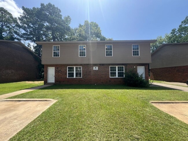 Photo - 441 30th Pl Apartment