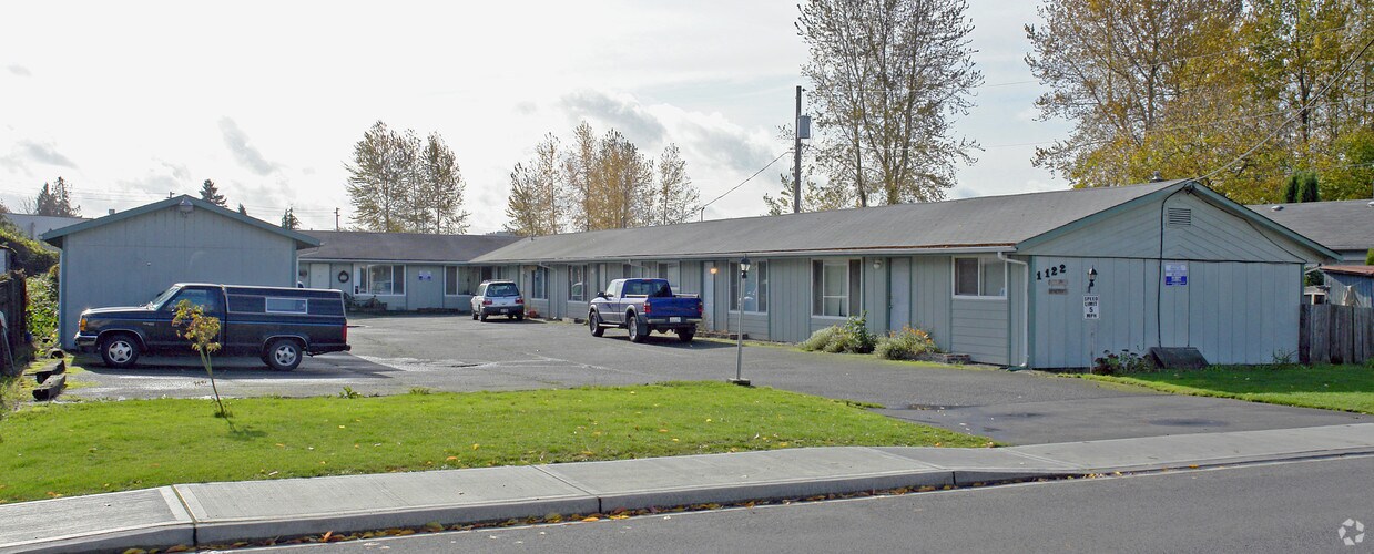 Primary Photo - East Sumner Apartments