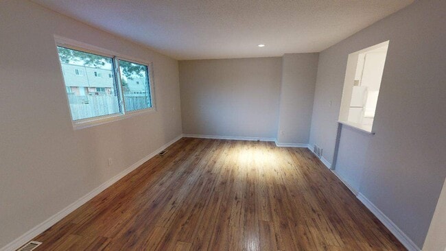 Building Photo - 2728 Scarsdale Rd