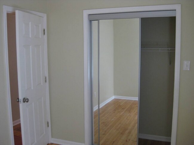 Foto del edificio - 3638 W Diversey Ave