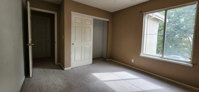 Foto del edificio - 34249 Myrtle Ln