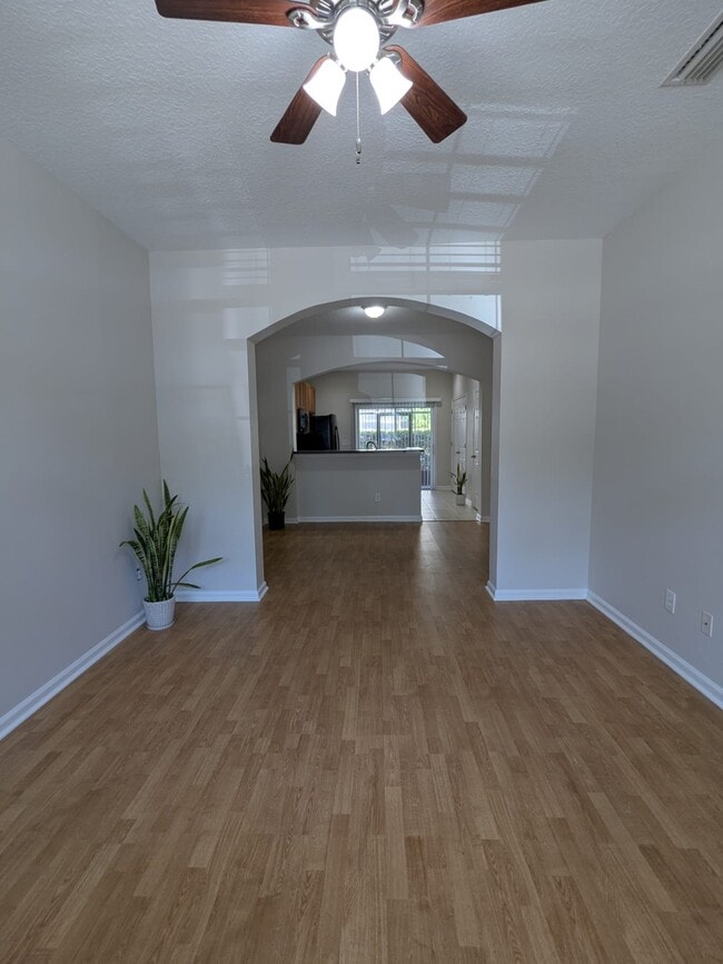 Building Photo - 12996 High Tide Blvd
