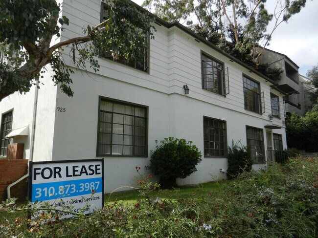 Foto del edificio - 925 N Sweetzer Ave