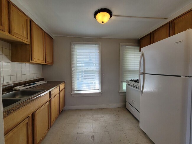 Foto del edificio - 1037 Center Point Rd NE