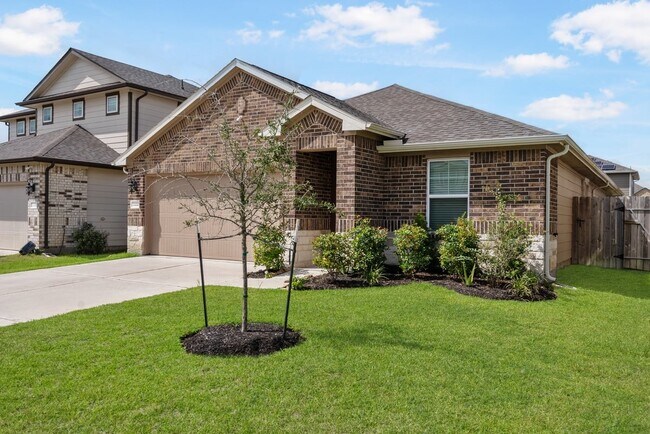 Building Photo - 7222 Melrose Ln