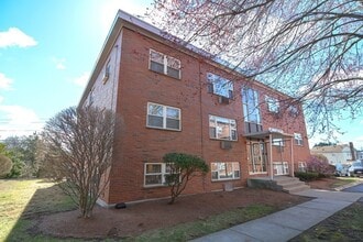 Building Photo - 1105 Lexington St