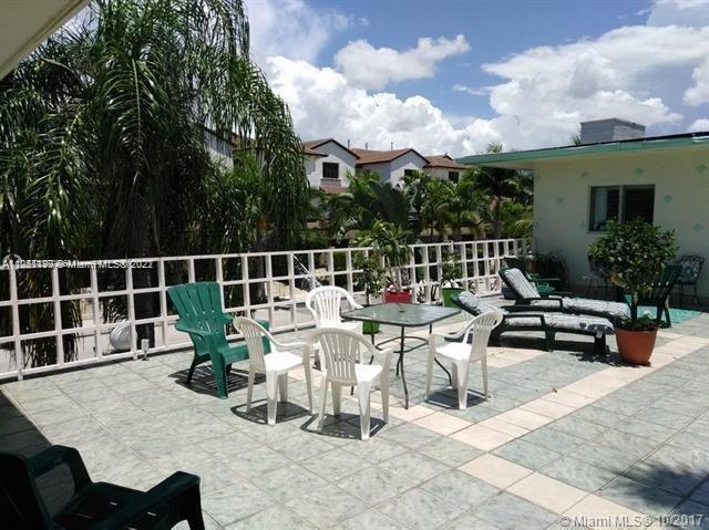 Building Photo - 90 Isle of Venice Dr
