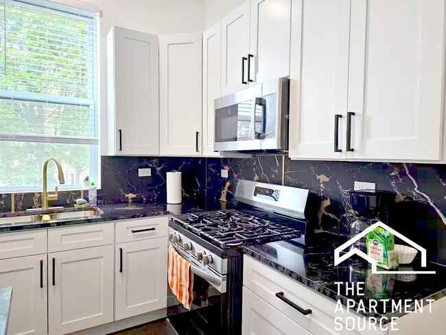 Building Photo - 2937 W Jackson Blvd