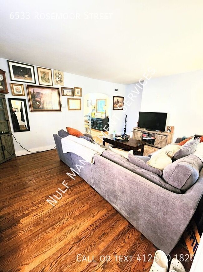 Building Photo - 6533 Rosemoor St