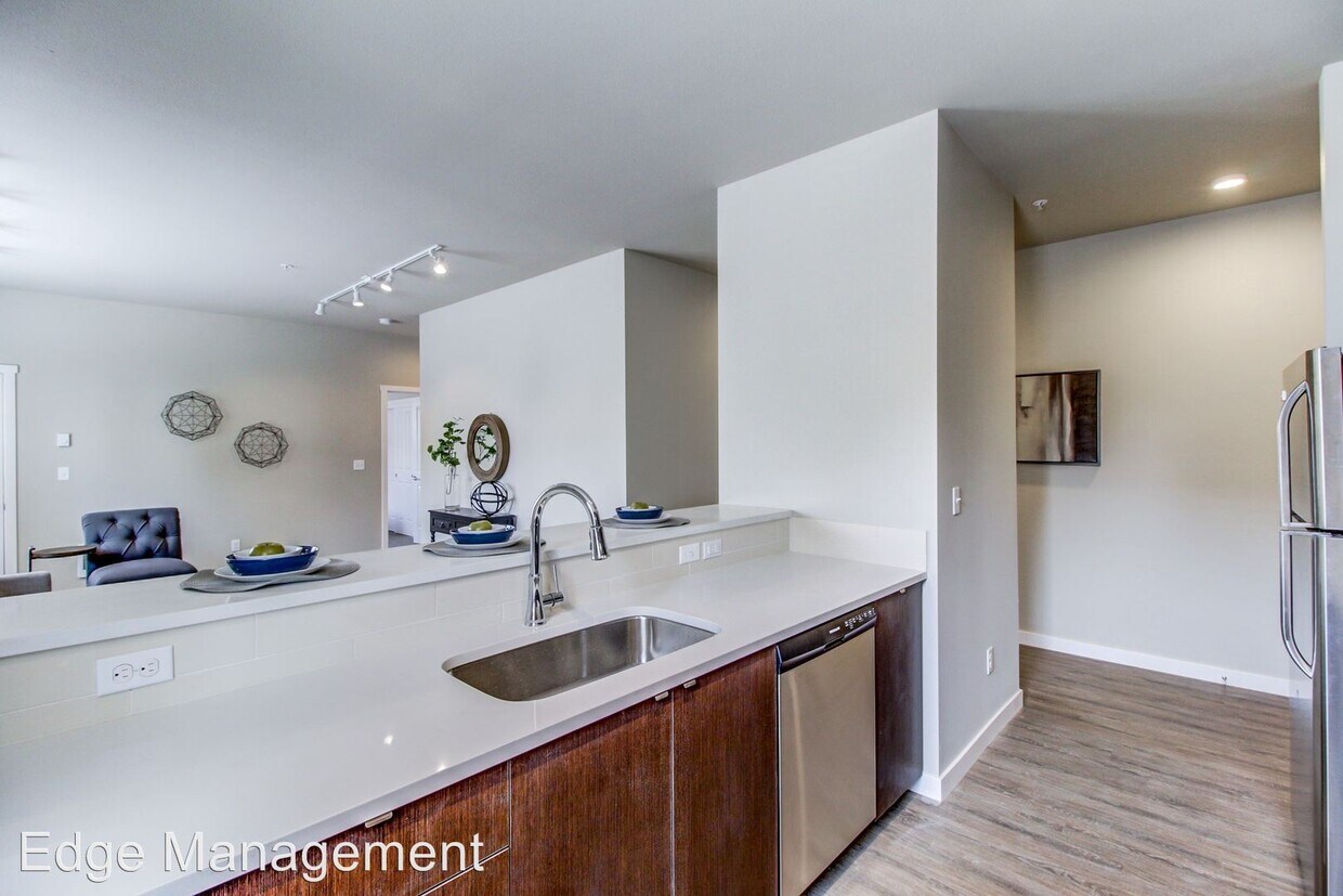 Foto principal - 399 NE 79th Ave