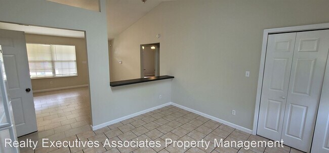 Building Photo - 3 br, 2 bath House - 1849 Tillery Square