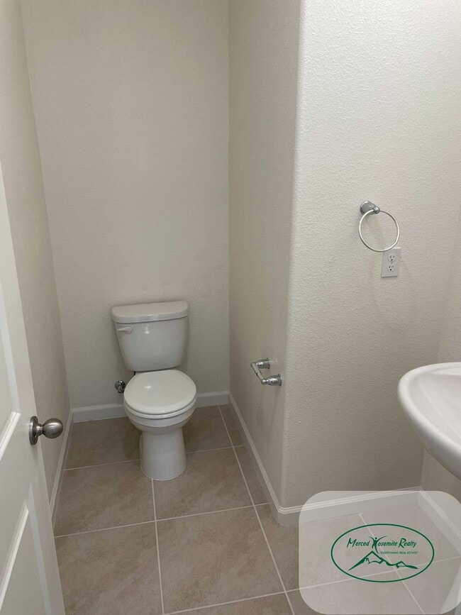 Building Photo - Must Apply to schedule viewing