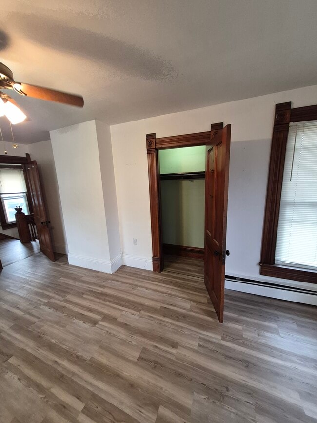 Foto del edificio - 62 S Gamble St