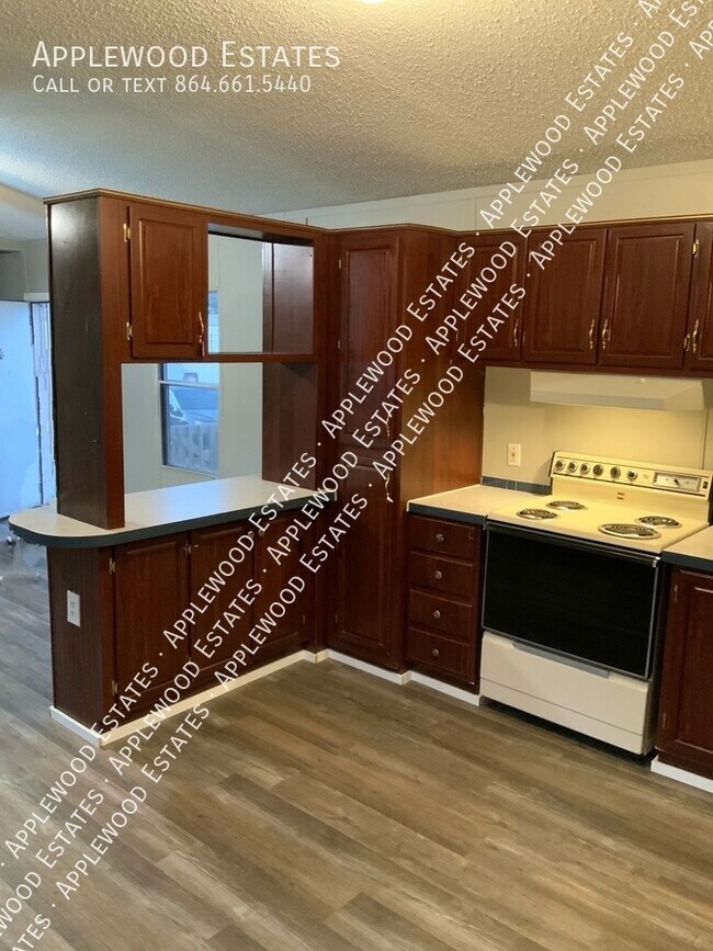 Foto del edificio - 253 Pebble Rock Cir